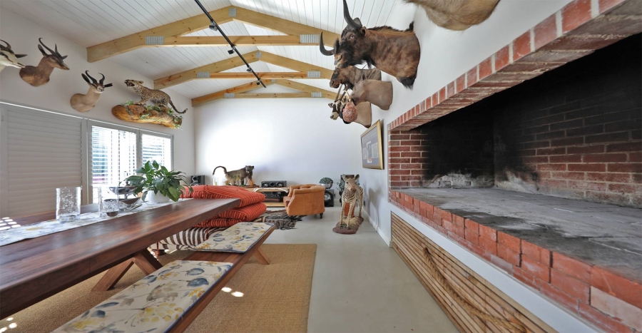 4 Bedroom Property for Sale in Loevenstein Western Cape